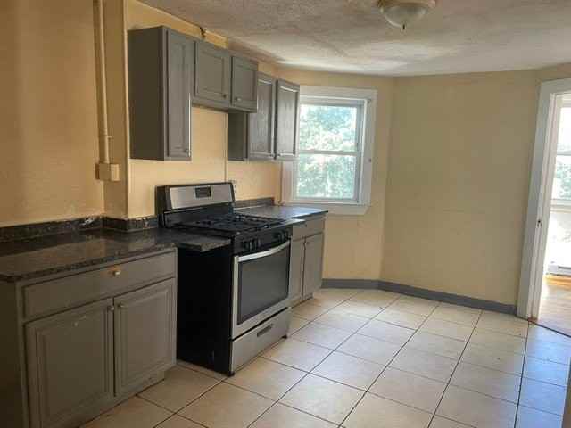 286 Chestnut St #3 - Photo 5 of 8
