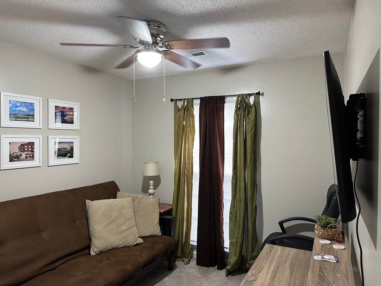 135 Towne Square Rd - Photo 4 of 18