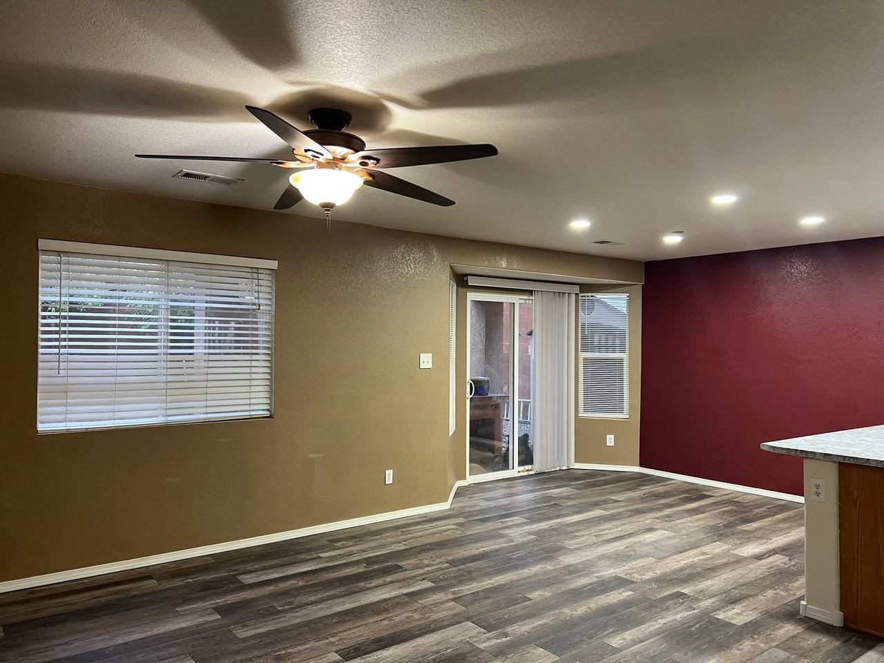 9915 Sunshine Mesa Dr Nw - Photo 5 of 20