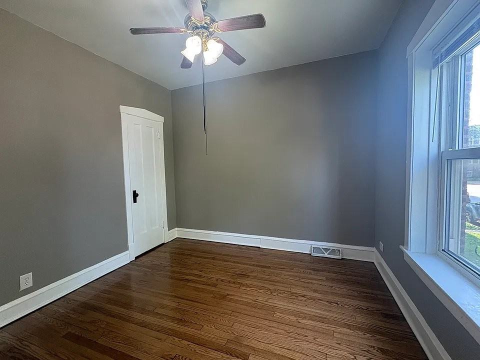 1307 N Keeler Ave #1307-1 - Photo 6 of 13