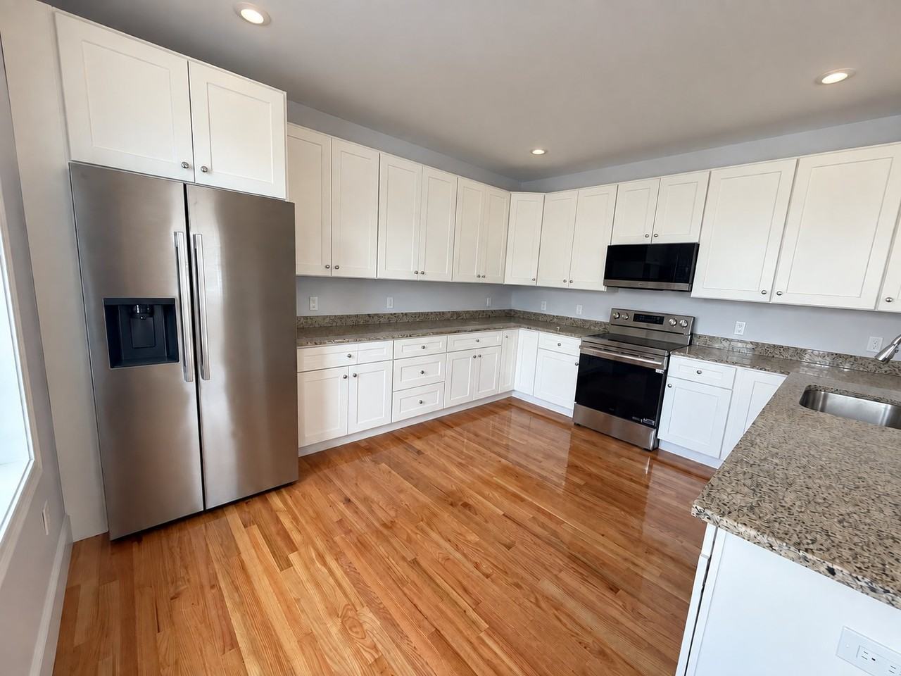 26 Alfred St #1 - Photo 2 of 18