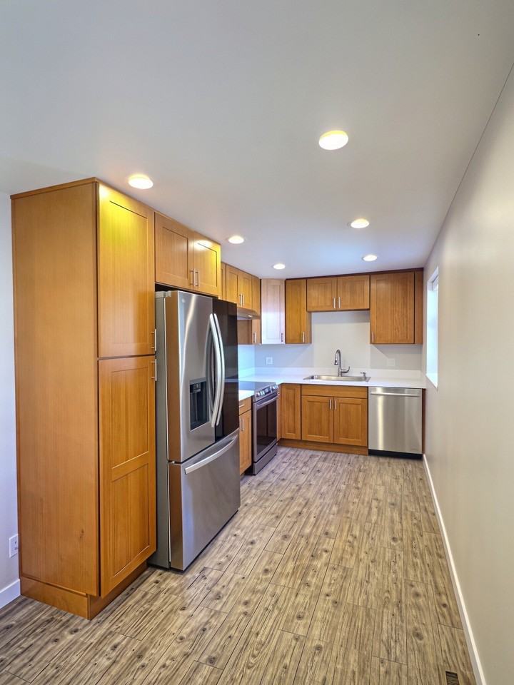 1314 N 188th St - Photo 6 of 18