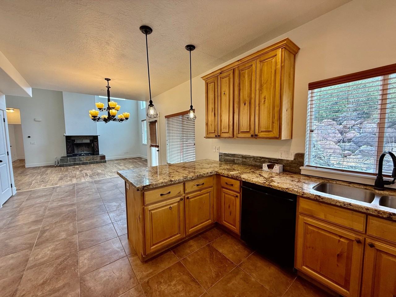 6577 W Valhalla Cir
