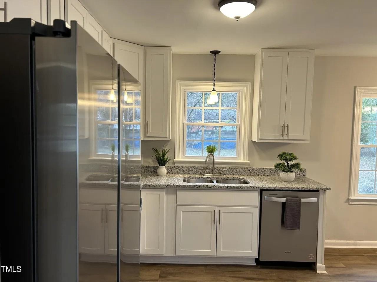 209 Bunche Dr - Photo 6 of 11