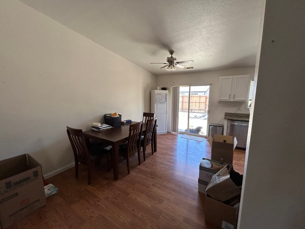 2646 Albert Rd - Photo 5 of 14