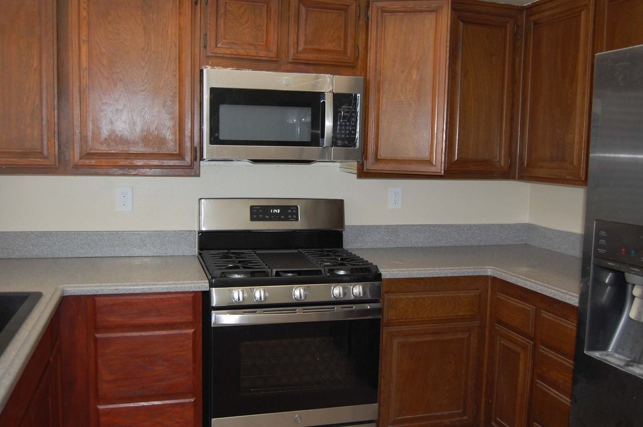 6401 Glenfox Dr - Photo 4 of 14