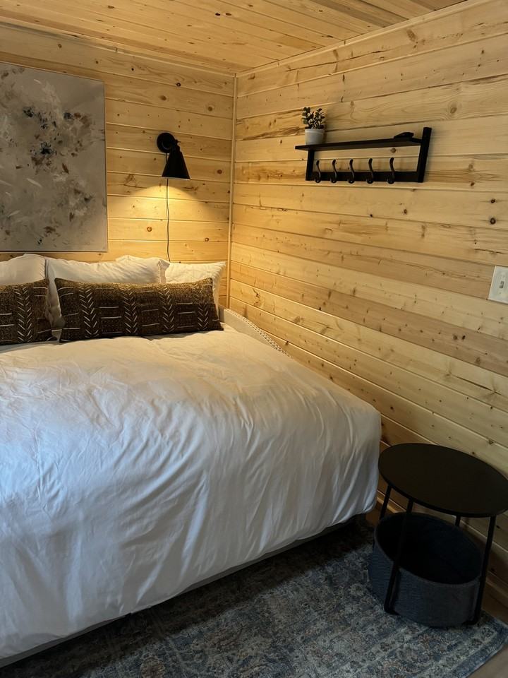 1477 Berne Rd - Photo 3 of 15