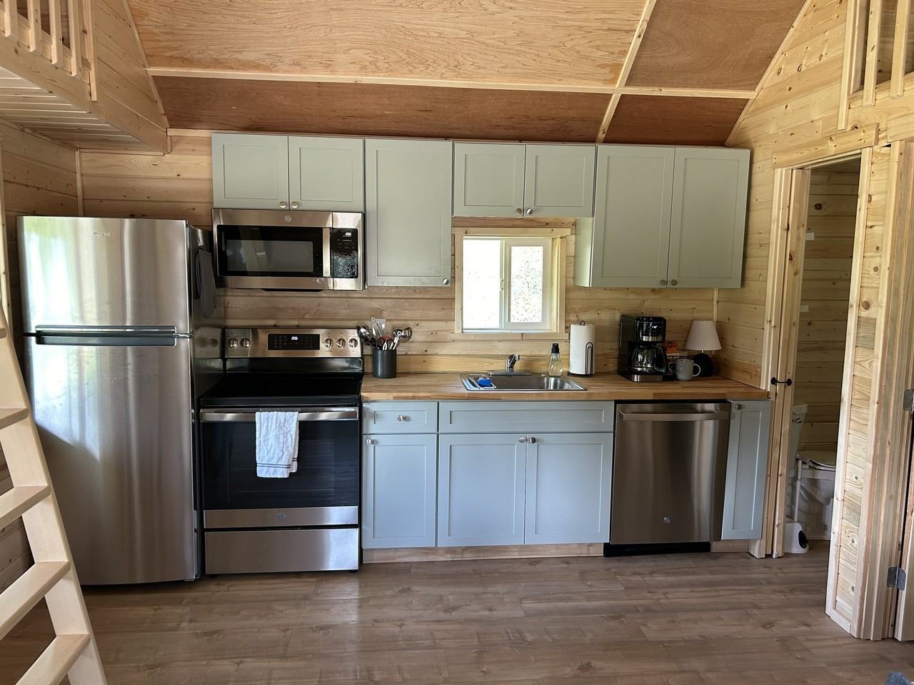 1477 Berne Rd - Photo 4 of 15