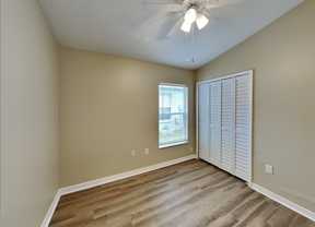 318 Ne 59th St - Photo 1 of 1