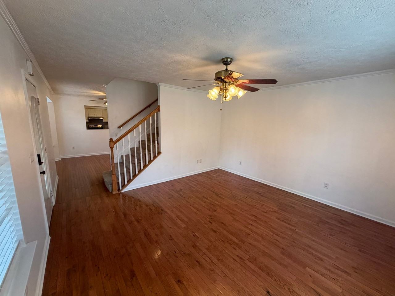 1542 Cora Dr - Photo 7 of 19