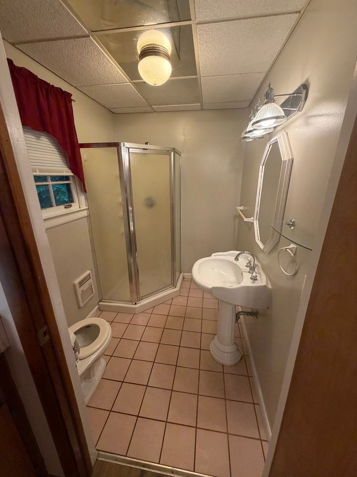 255 Canary Ave - Photo 7 of 22