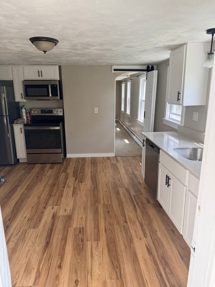 15 Watson St #1 - Photo 4 of 12