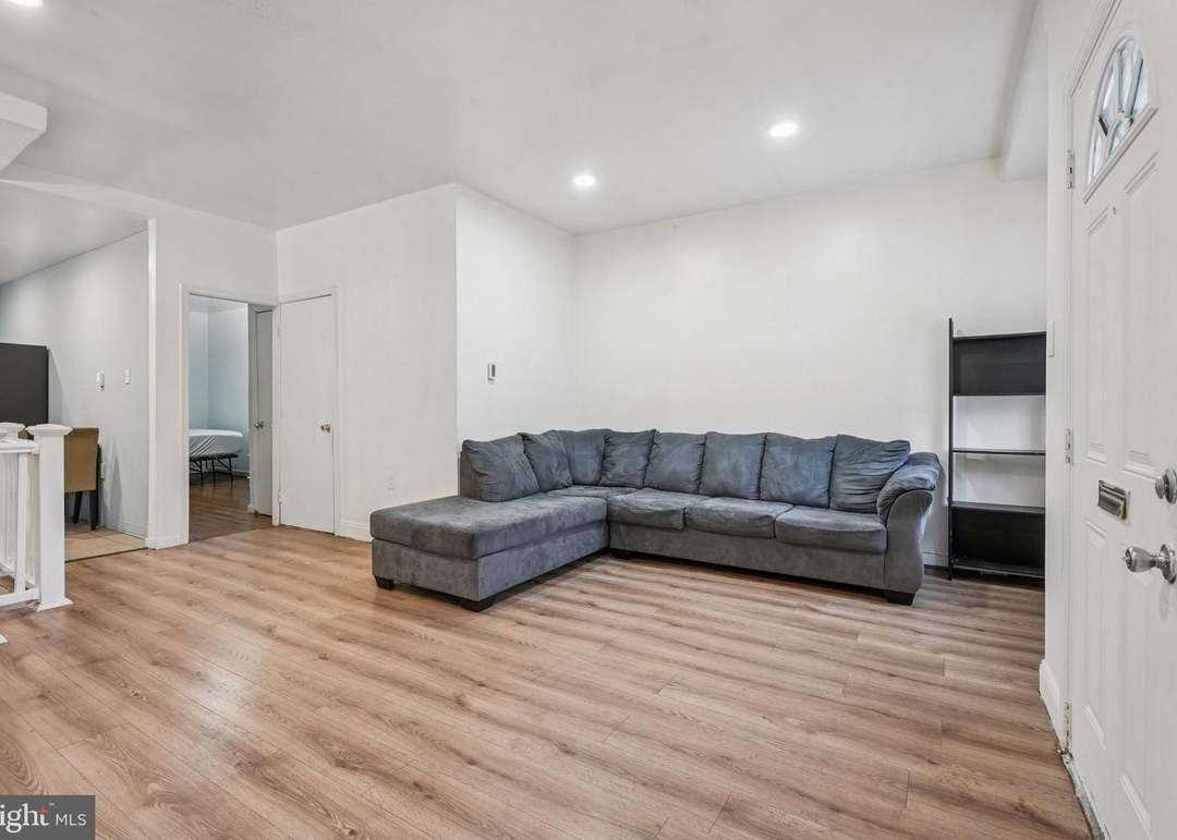 5536 Wheeler St - Photo 2 of 17