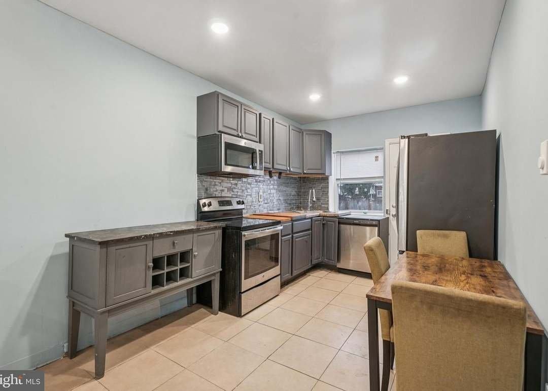 5536 Wheeler St - Photo 5 of 17