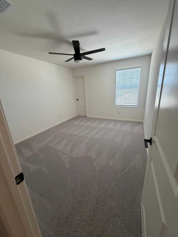 222 Stonebrook Dr - Photo 7 of 13