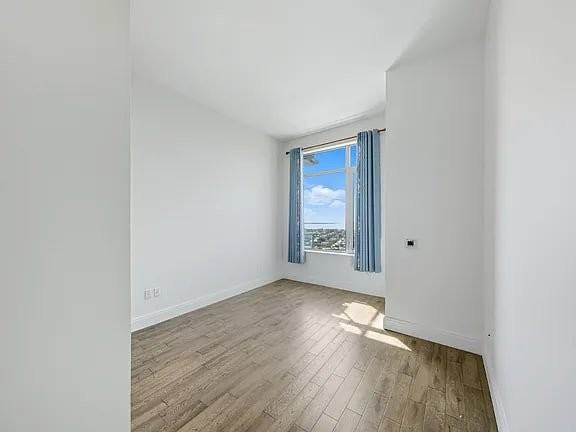 115011 Voorhies Ave #21 - Photo 6 of 12