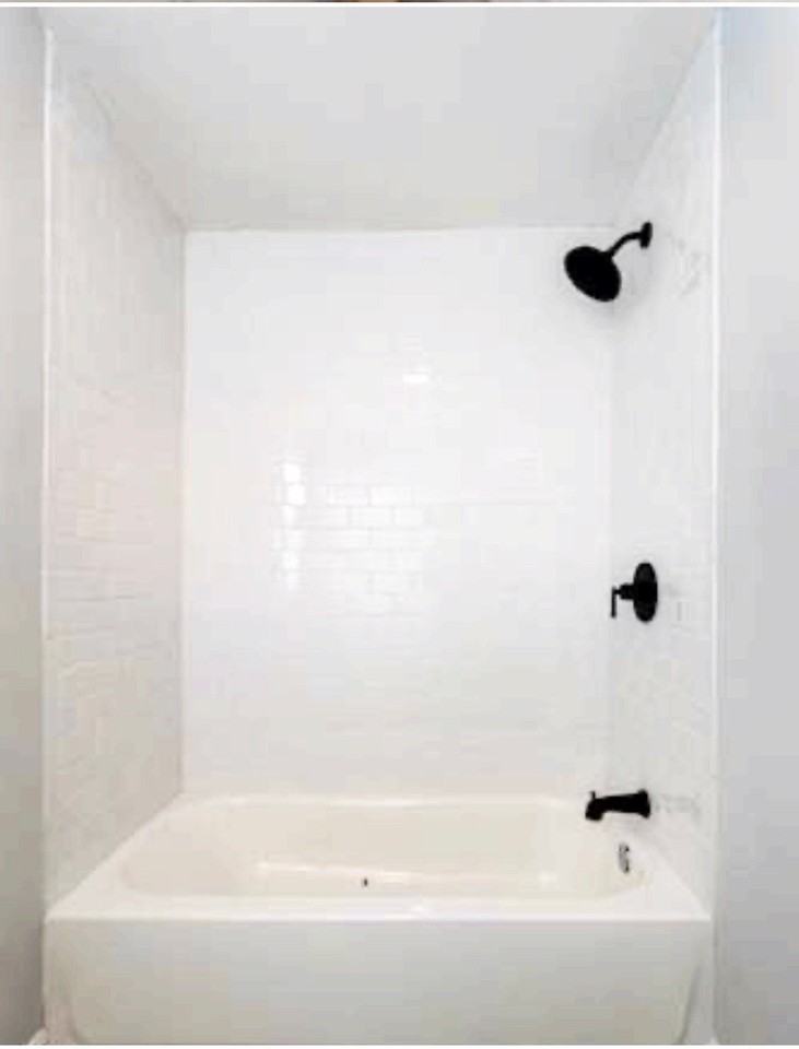 28 Warren St - Photo 4 of 9