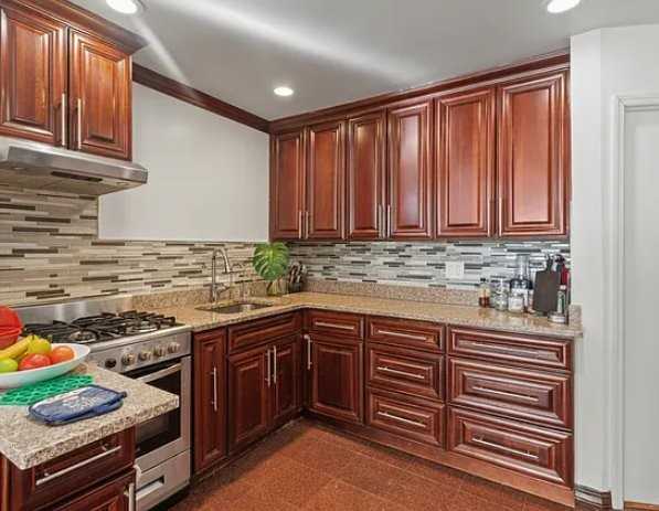 436 Undercliff Ave #1 - Photo 2 of 5