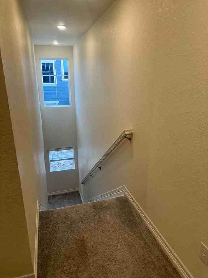 16798 E 119th Ave #D - Photo 5 of 8
