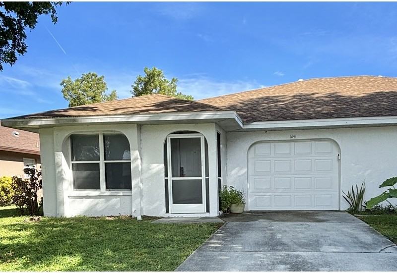 1241 Se 8th Ter - Photo 2 of 41