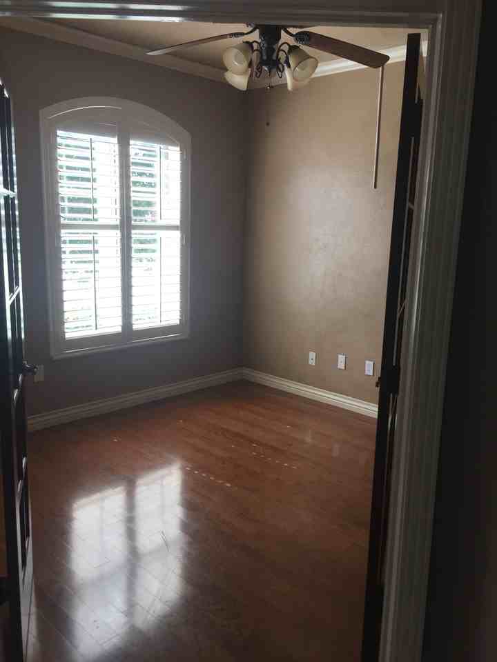 16504 Village Garden Dr #NA - Photo 6 of 10