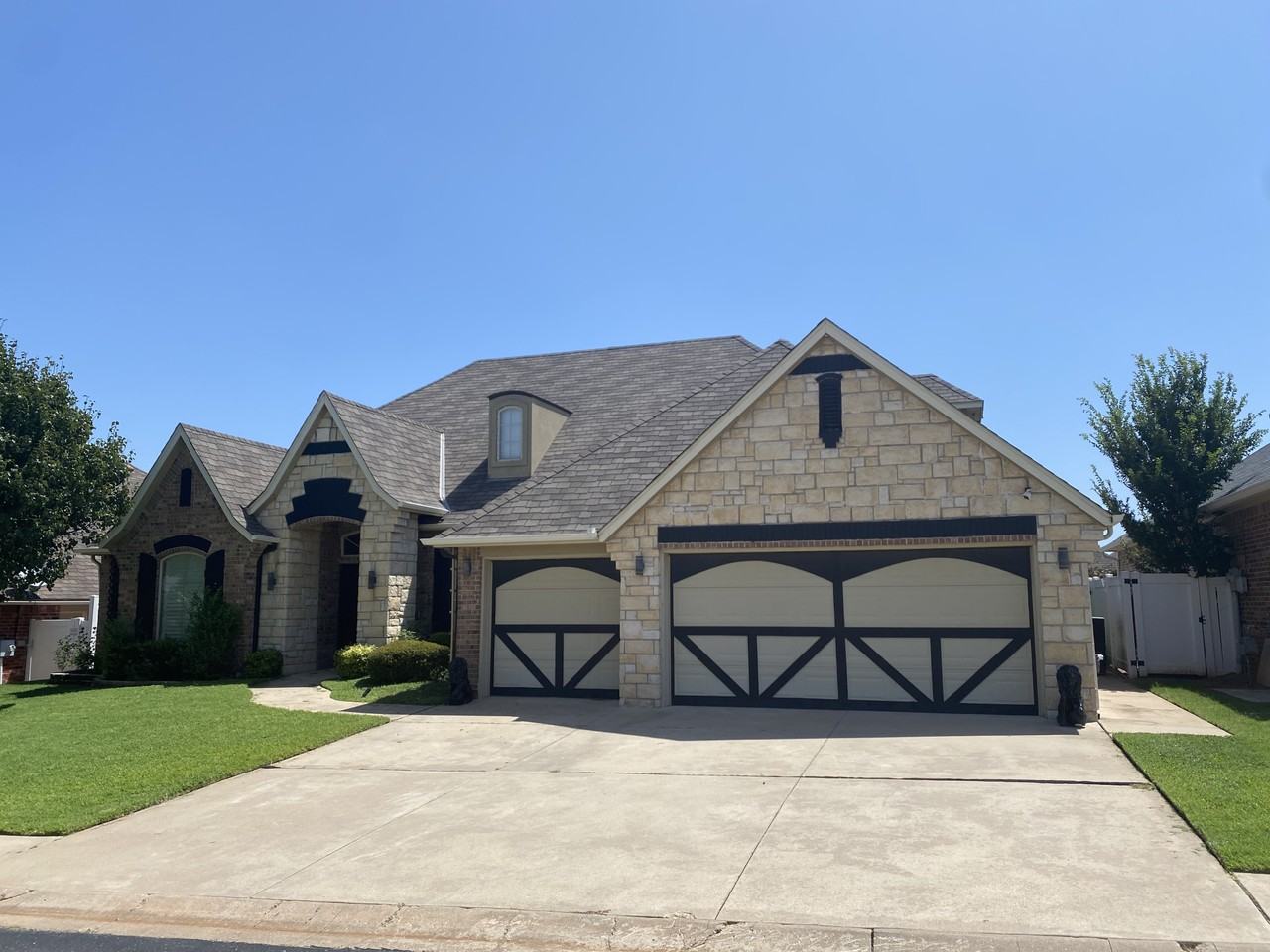 16504 Village Garden Dr #NA - Photo 7 of 10