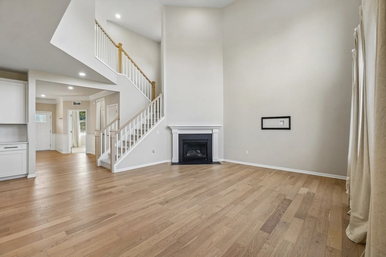 20943 Torbay Dr #NA - Photo 2 of 15