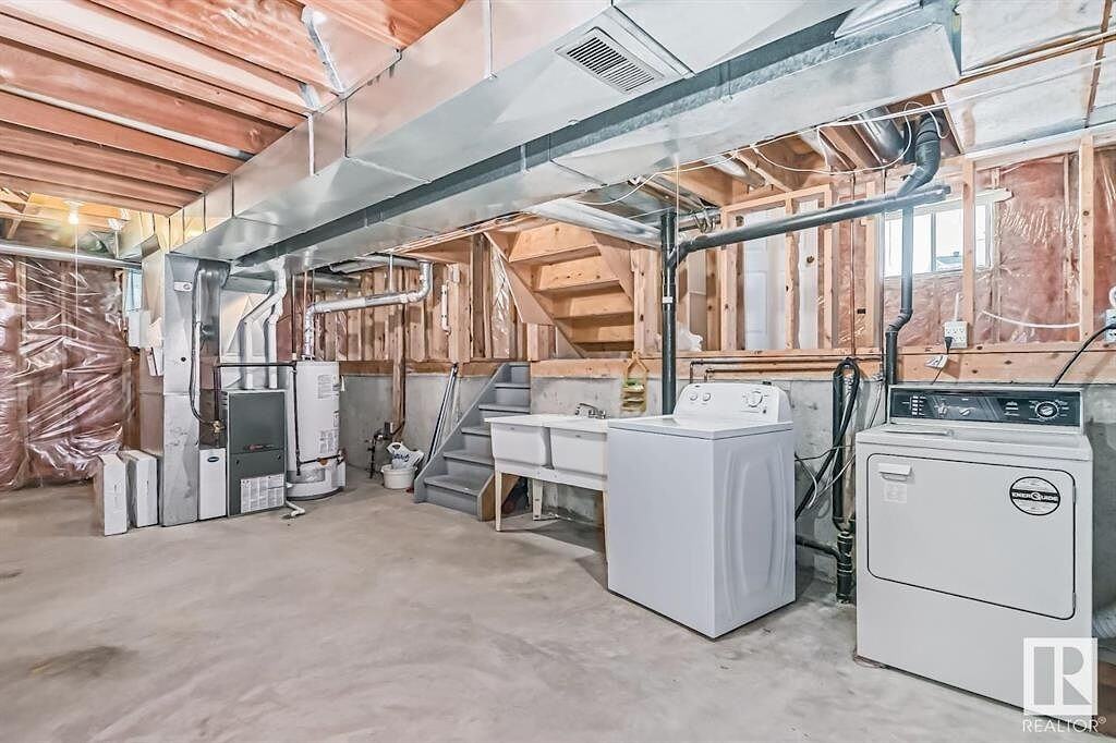 3722 34a Ave Nw - Photo 4 of 26