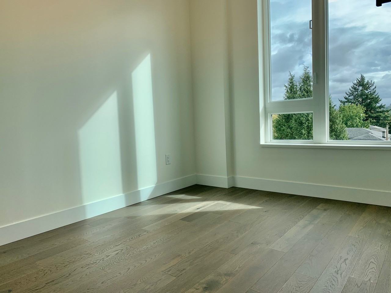 7777 Cambie Street #302 - Photo 3 of 11