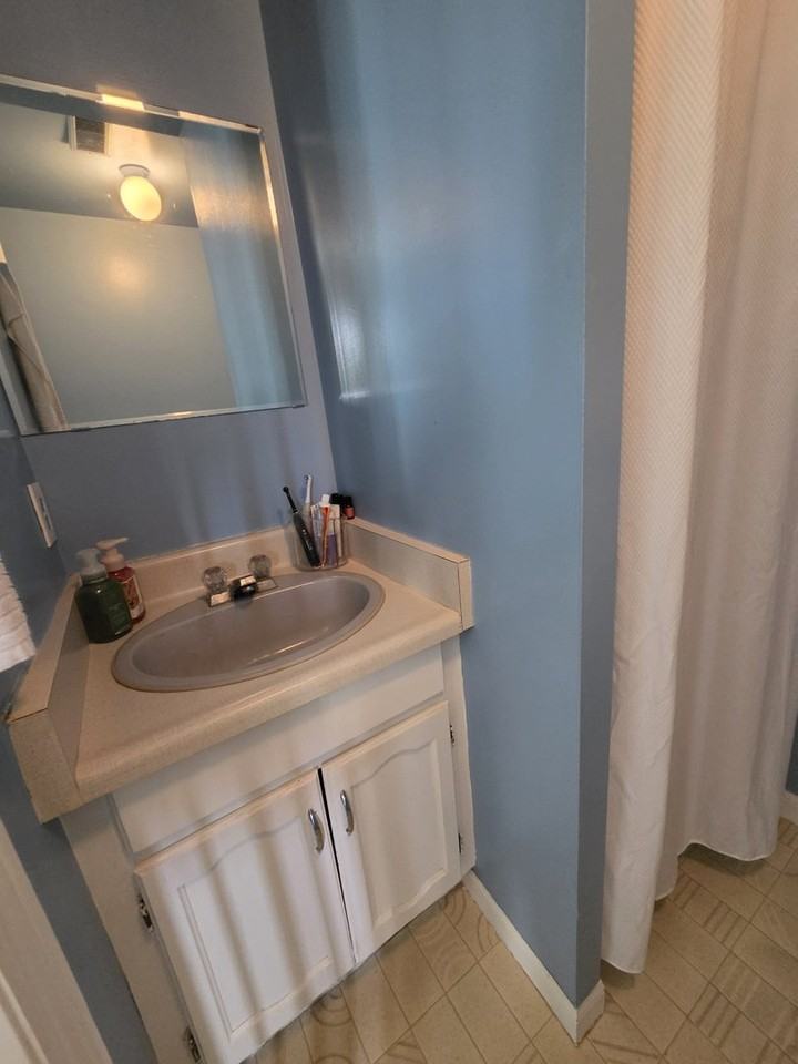 113 Stevenson St S - Photo 5 of 8