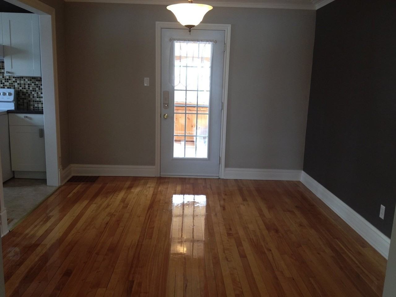 378 Byron Ave - Photo 7 of 19