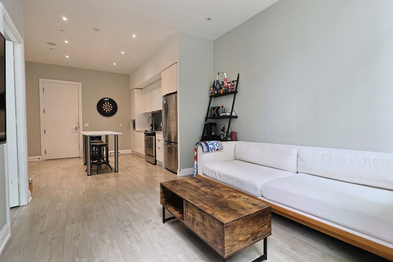 110 Marine Parade Dr - Photo 4 of 19