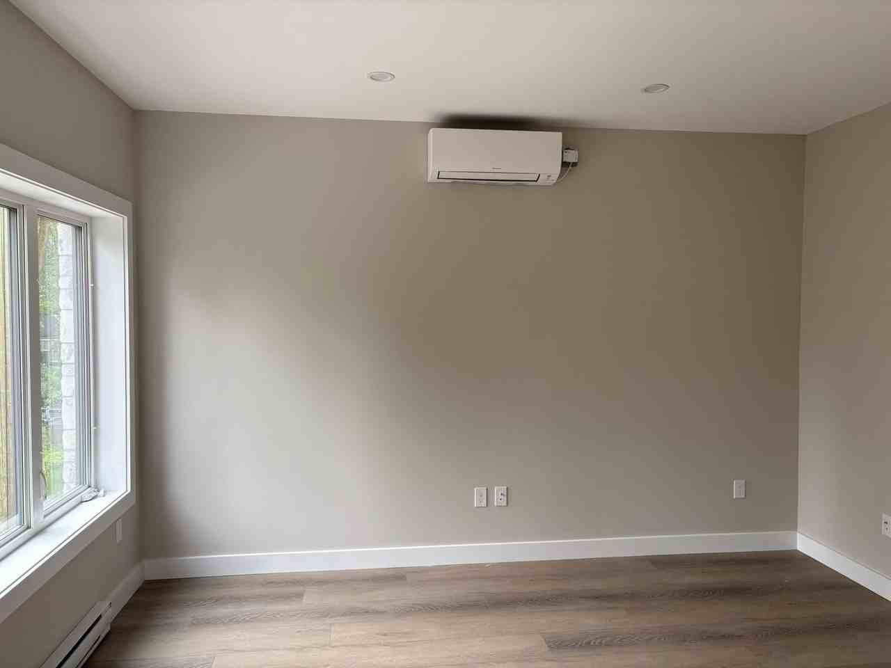 331 Bloomfield Ave - Photo 7 of 13