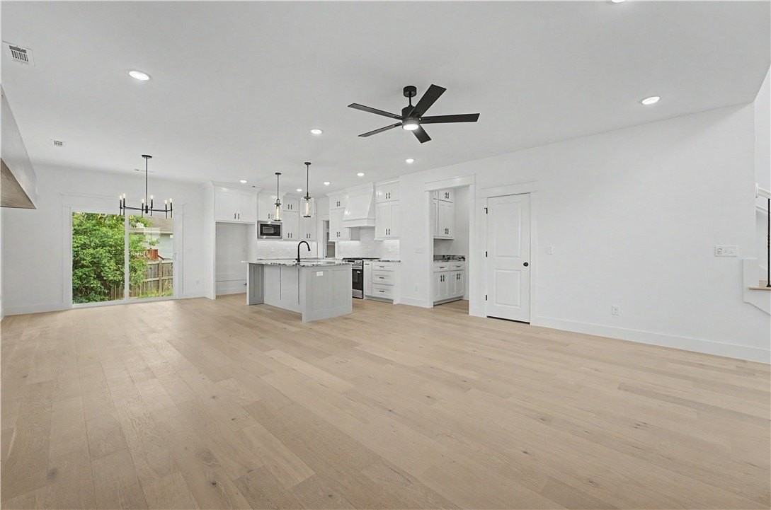 6603 SW Crabapple Street - Photo 3 of 34