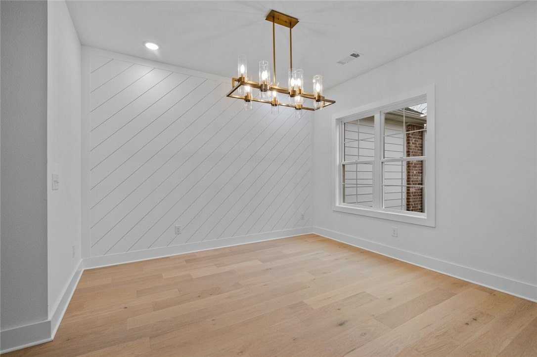 738 Cardin Spur - Photo 7 of 24