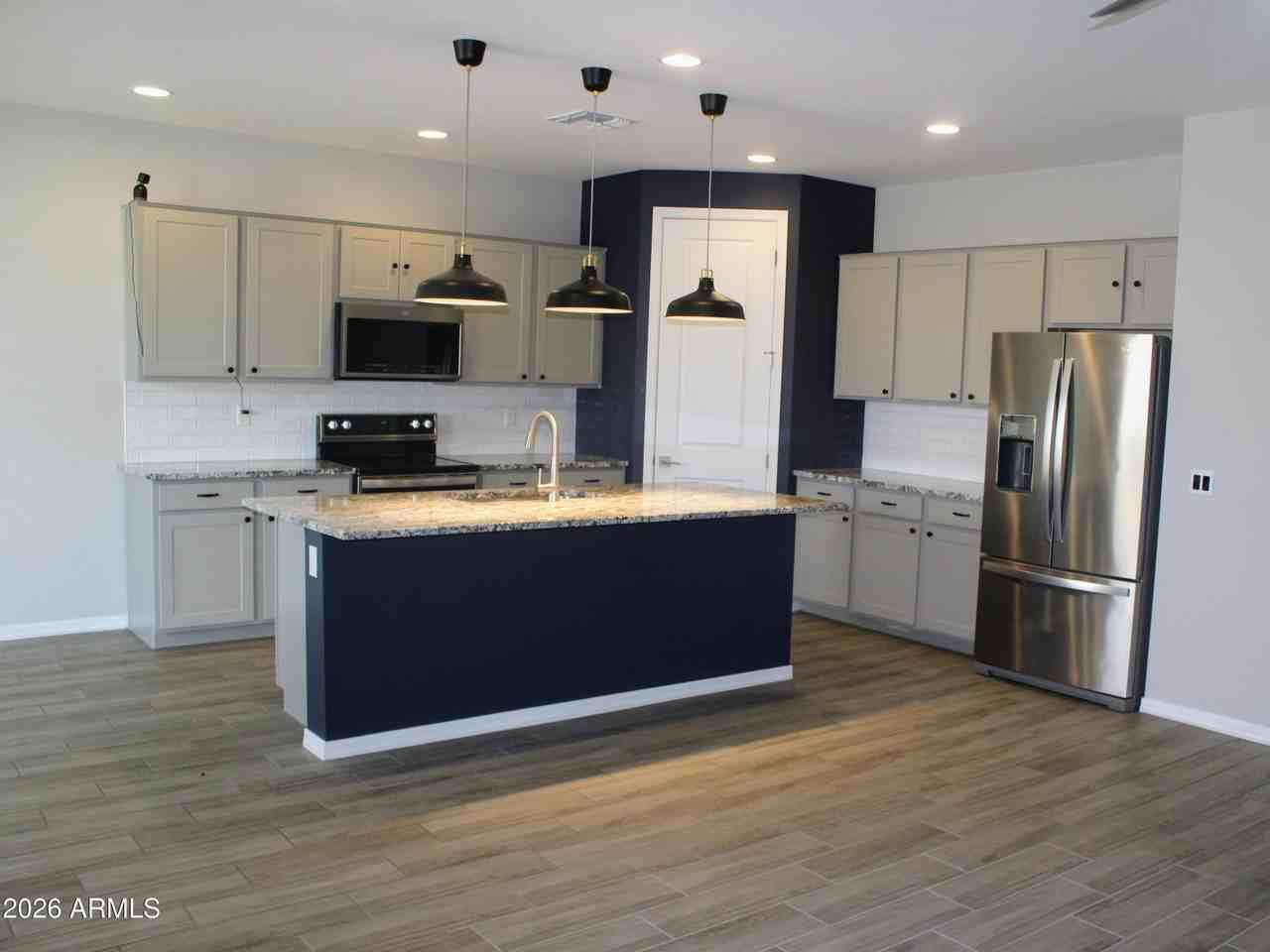 35966 W Santa Monica Ave - Photo 6 of 17