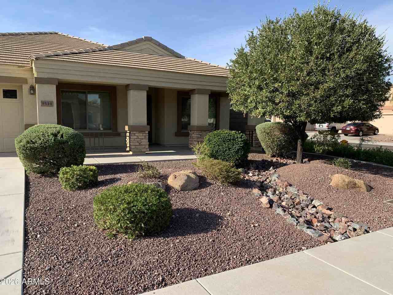 9534 W Albert Ln - Photo 2 of 24