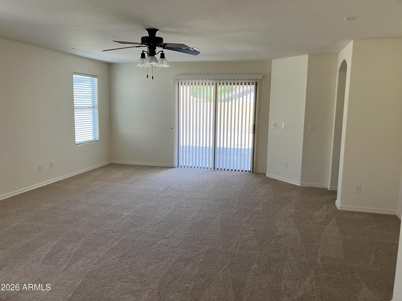 4054 E Los Altos Dr - Photo 2 of 10