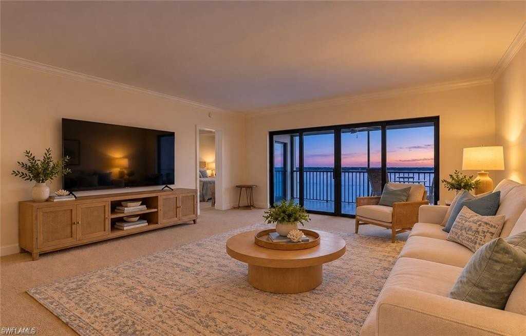 1901 Clifford St Apt 1003