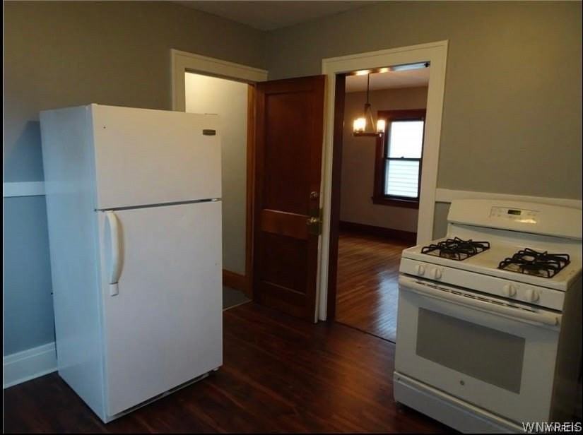192 Euclid Ave - Photo 4 of 13