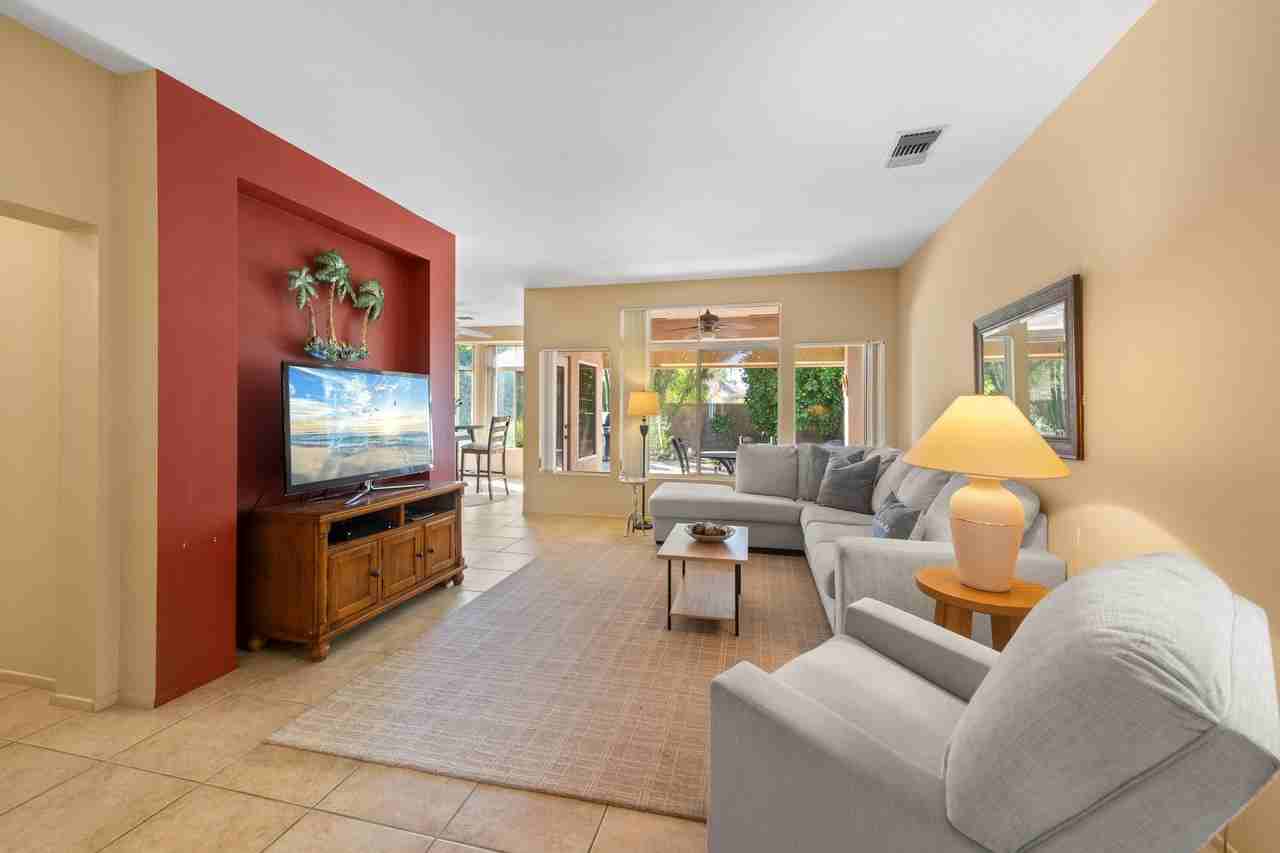 78945 Champagne Ln - Photo 5 of 50