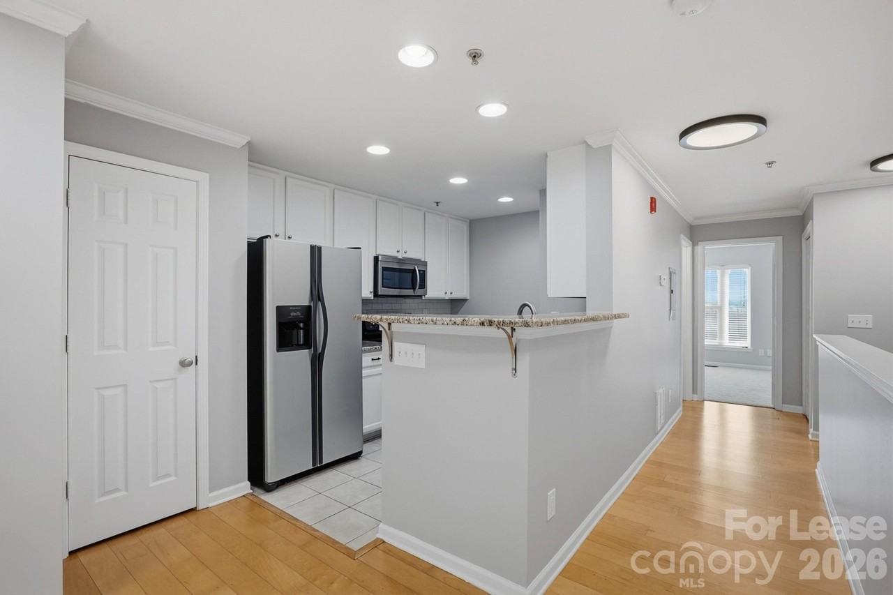 3921 Picasso Ct - Photo 7 of 35
