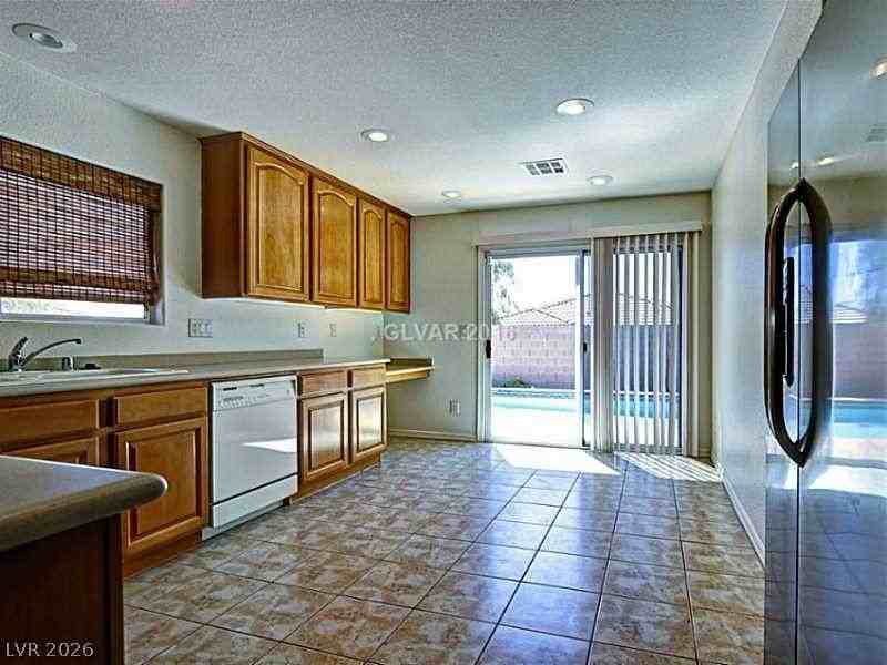11185 Falesco Ave #0 - Photo 5 of 13