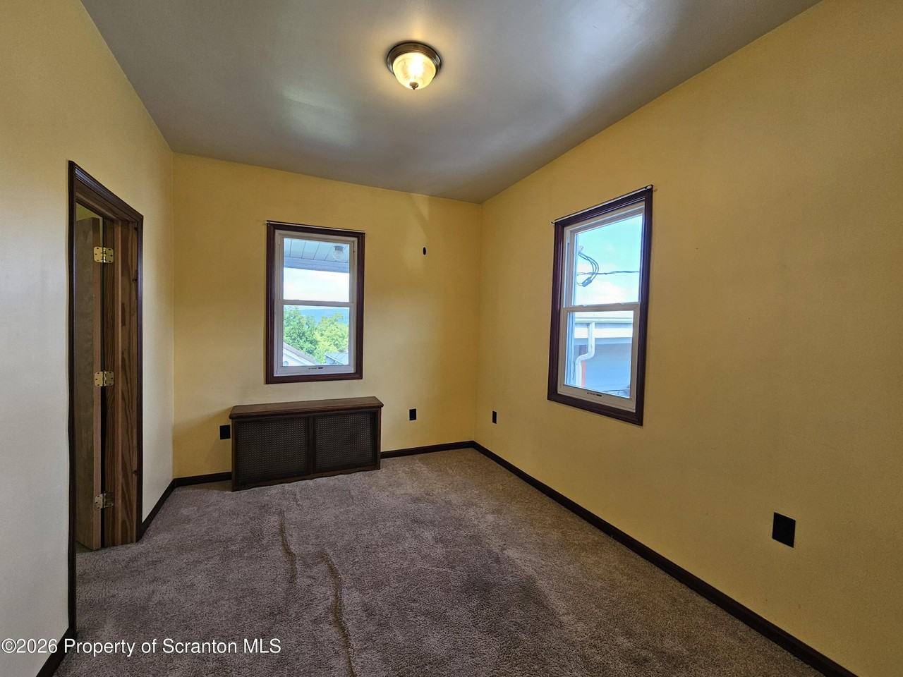 132 Smith St #2ndFL - Photo 7 of 12