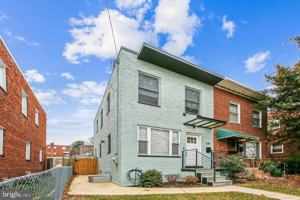 featured image of 739 Kennedy St Ne