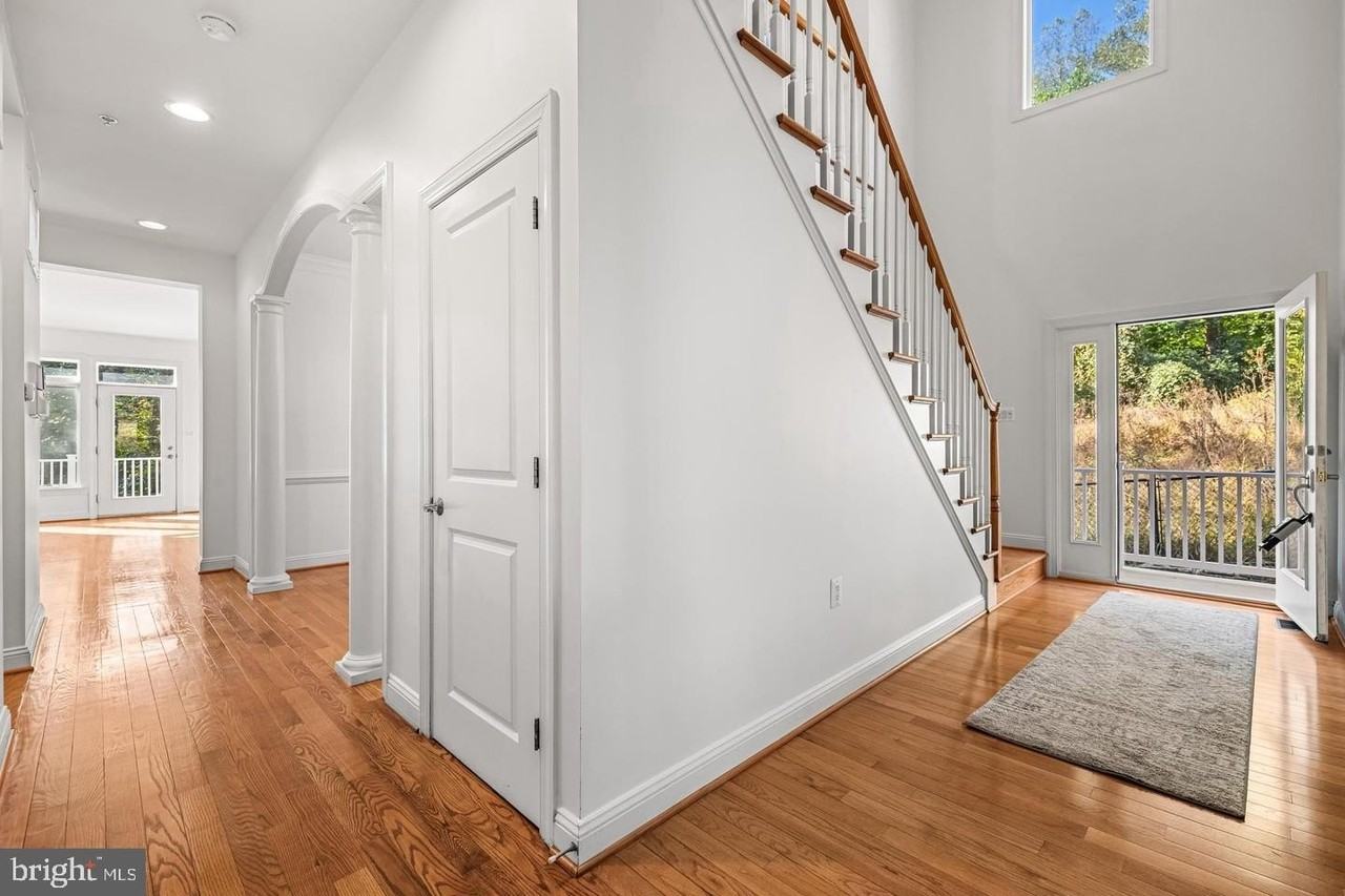 6716 Newstead Ln - Photo 7 of 50
