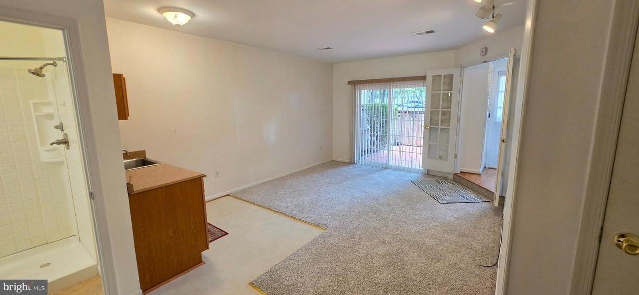 3725 Airdire Ct - Photo 5 of 36