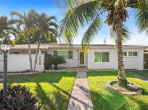 7930 Sw 36th Ter #7930 - Photo 1 of 1