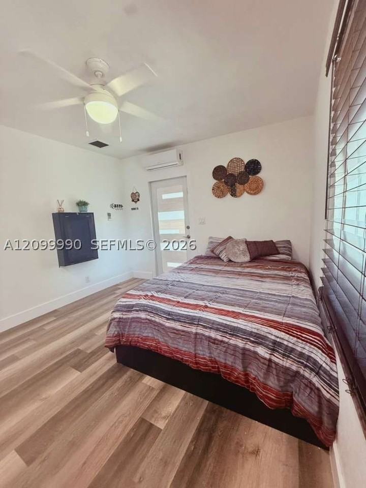 1558 Nw 103rd St #1558 - Photo 3 of 7