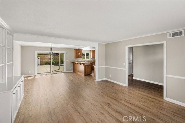 1046 E Chalynn Ave - Photo 5 of 8